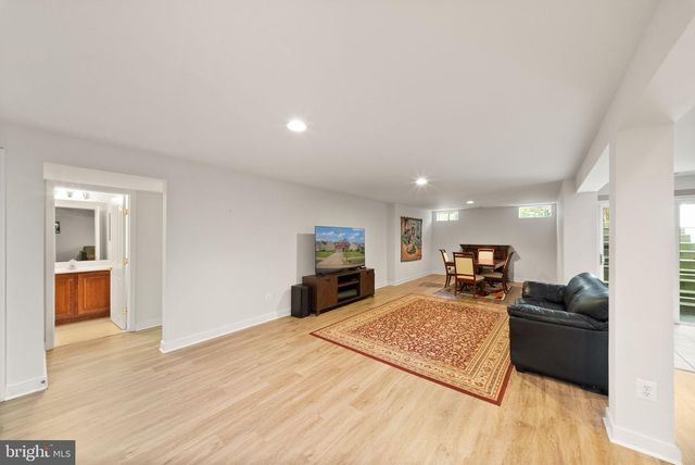 5976 PINEY GROVE WAY, Gainesville, VA 20155