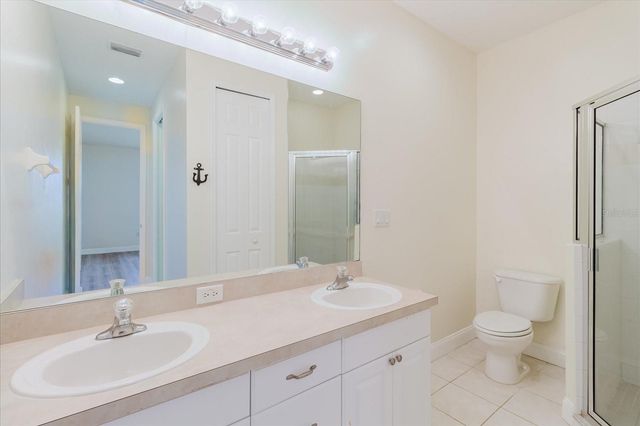 6825 S KISSIMMEE STREET, Tampa, FL 33616