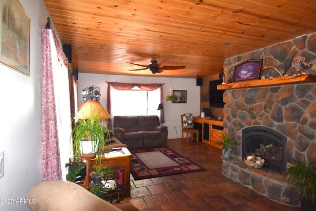 8742 W TONTO RIM Drive, Pine, AZ 85544