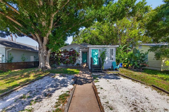 1213 55TH STREET S, Gulfport, FL 33707