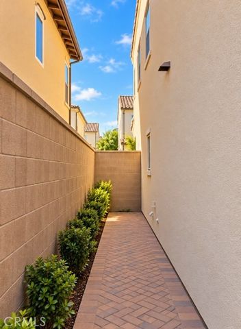 65 Devonshire, Irvine, CA 92620