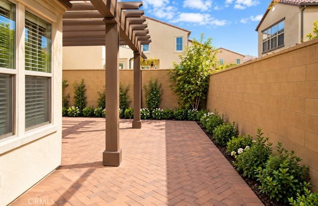 65 Devonshire, Irvine, CA 92620