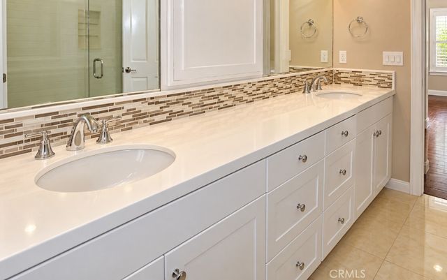 65 Devonshire, Irvine, CA 92620