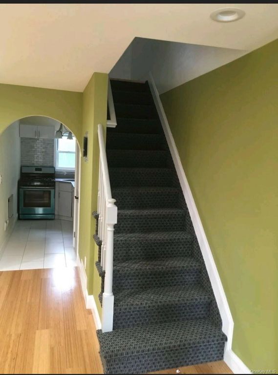 1281 E 223rd Street, Bronx, NY 10466 — photo 3
