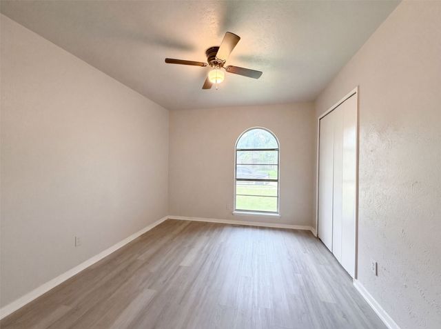1906 Stockton Trail, Grand Prairie, TX 75052