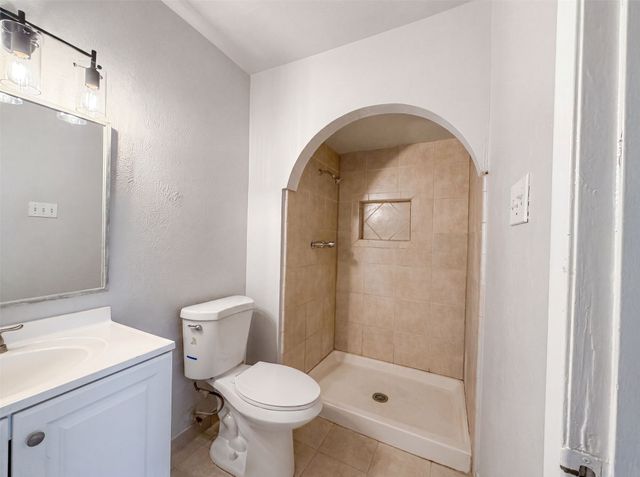 1906 Stockton Trail, Grand Prairie, TX 75052