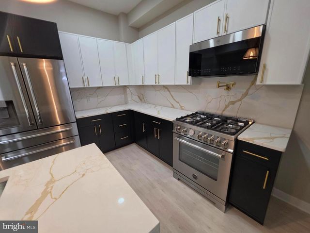3220 WARDER ST NW, Washington, DC 20010