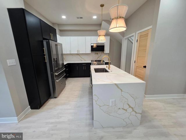 3220 WARDER ST NW, Washington, DC 20010