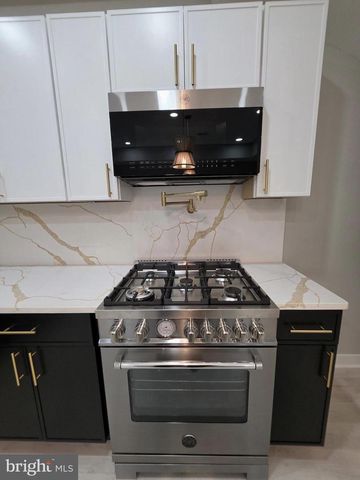 3220 WARDER ST NW, Washington, DC 20010