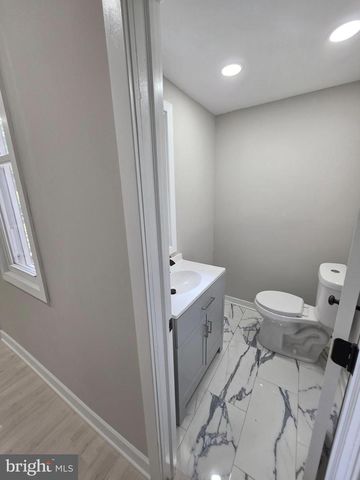 3220 WARDER ST NW, Washington, DC 20010
