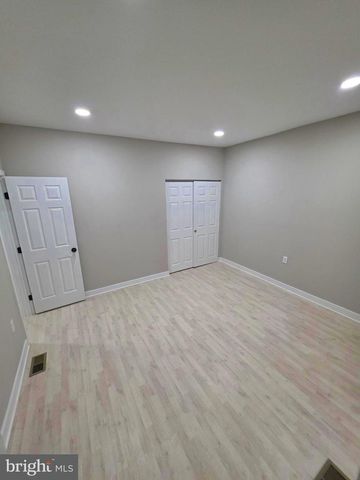 3220 WARDER ST NW, Washington, DC 20010