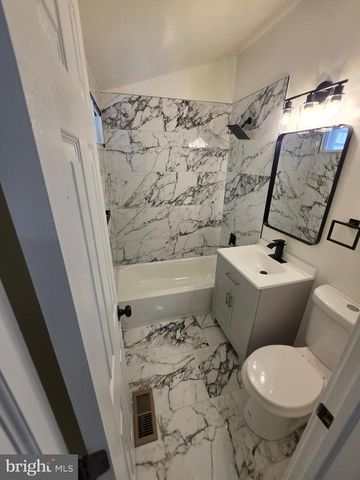 3220 WARDER ST NW, Washington, DC 20010