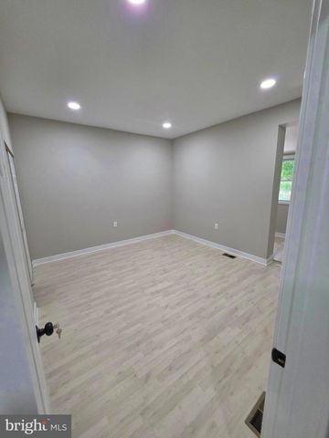 3220 WARDER ST NW, Washington, DC 20010
