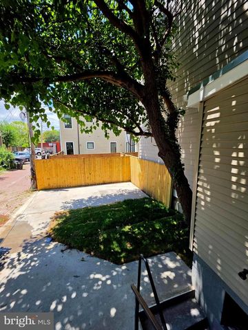3220 WARDER ST NW, Washington, DC 20010
