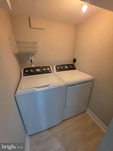 3220 WARDER ST NW, Washington, DC 20010