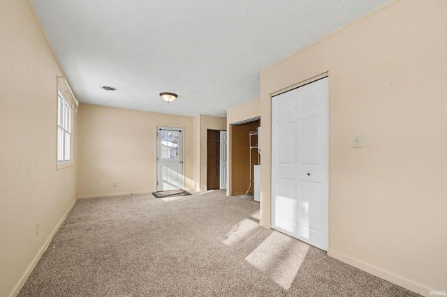 15638 Hamilton Street, Granger, IN 46530