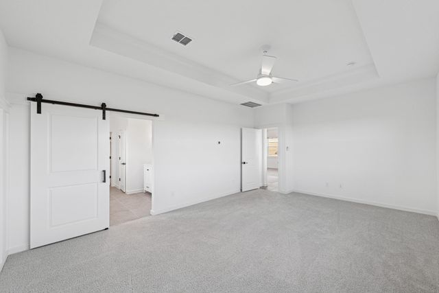 402 Cane Crossing Lake Drive, Sealy, TX 77474
