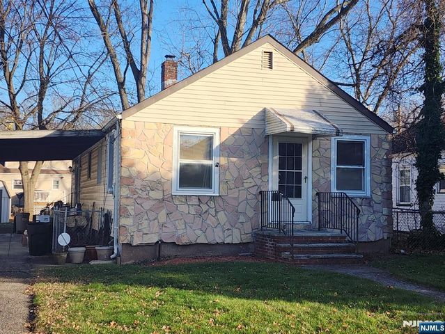 24 Roseland Avenue, Wanaque, NJ 07420