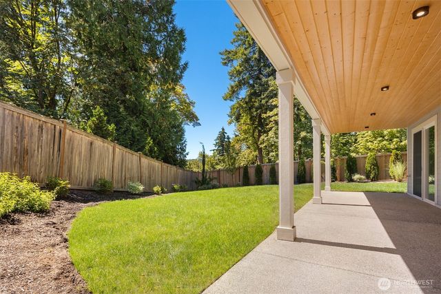 15419 NE 106th Street, Redmond, WA 98052