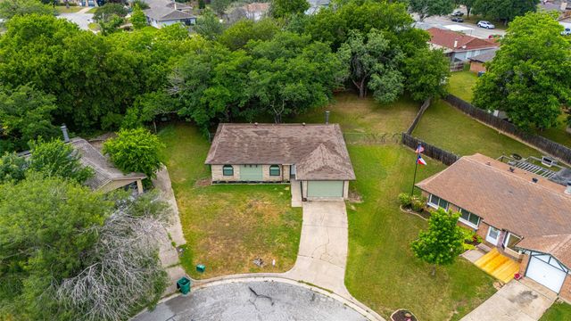 5721 Corral Court, Haltom City, TX 76148