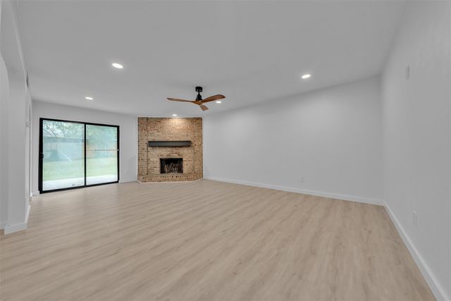 5721 Corral Court, Haltom City, TX 76148