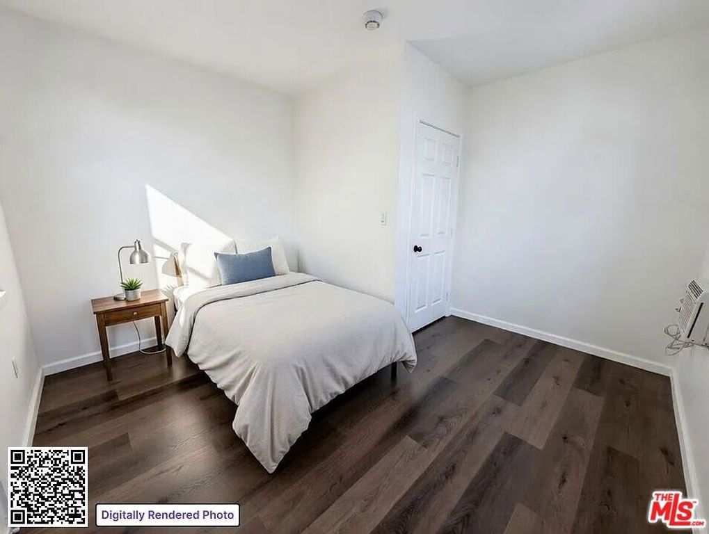 Image 4 of property listing at 1109 Exposition Boulevard, Los Angeles, CA 90007