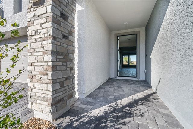 338 Cantiga Avenue, Las Vegas, NV 89183