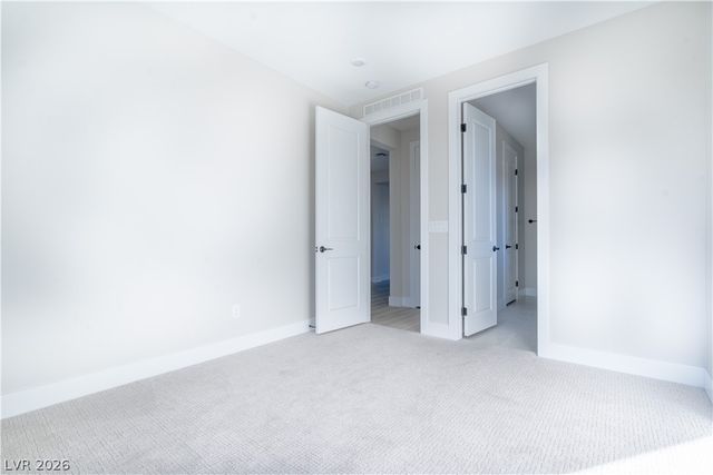 338 Cantiga Avenue, Las Vegas, NV 89183