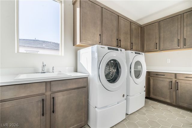 338 Cantiga Avenue, Las Vegas, NV 89183