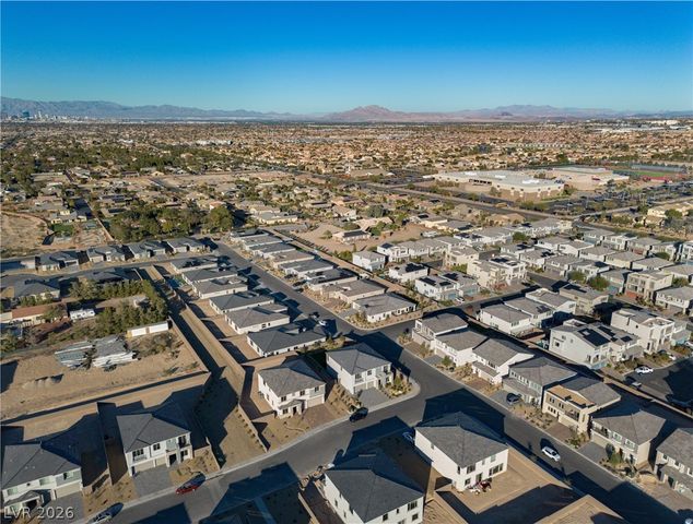 338 Cantiga Avenue, Las Vegas, NV 89183