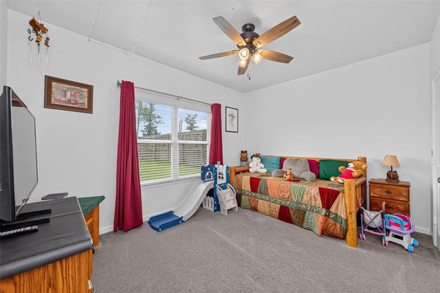 12324 N Chestnut Hills Drive, Conroe, TX 77303