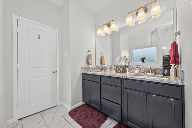12324 N Chestnut Hills Drive, Conroe, TX 77303