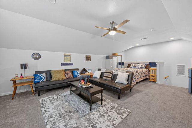 12324 N Chestnut Hills Drive, Conroe, TX 77303