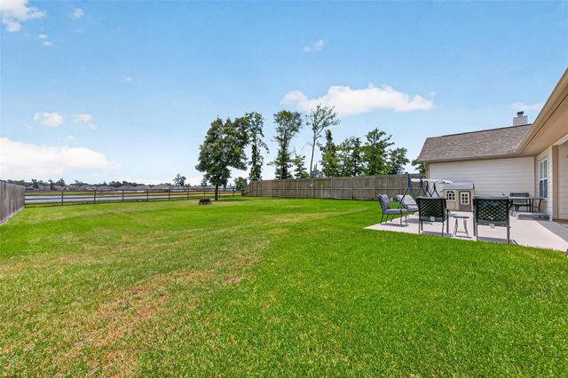 12324 N Chestnut Hills Drive, Conroe, TX 77303