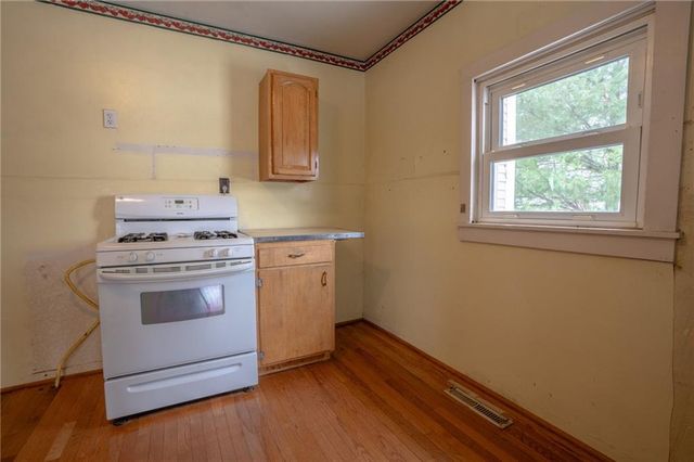 111 Franklin Street, Gallatin, MO 64640