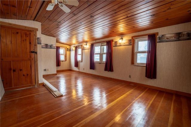 111 Franklin Street, Gallatin, MO 64640