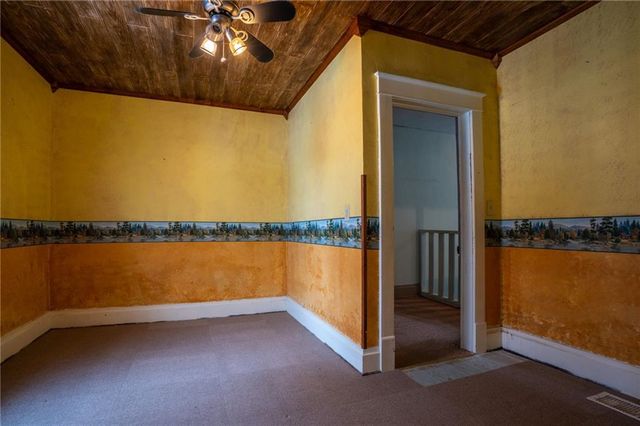 111 Franklin Street, Gallatin, MO 64640