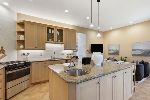 70 Central Avenue, Los Gatos, CA 95030