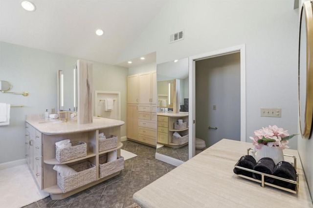 70 Central Avenue, Los Gatos, CA 95030