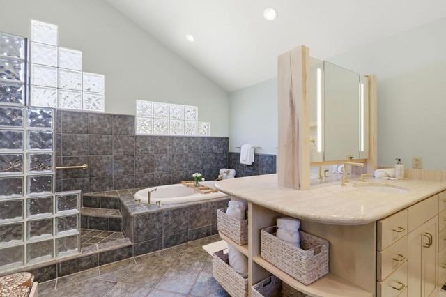 70 Central Avenue, Los Gatos, CA 95030