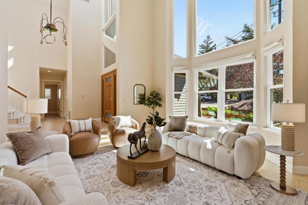 Image 16 of property listing at 70 Central Avenue, Los Gatos, CA 95030