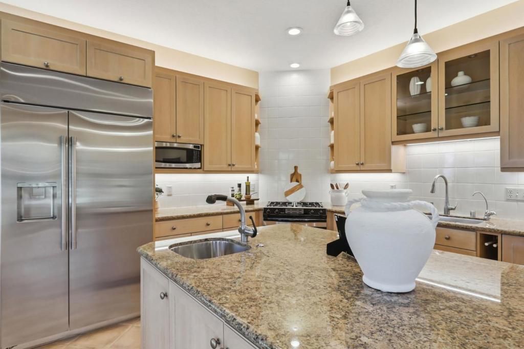 Image 23 of property listing at 70 Central Avenue, Los Gatos, CA 95030