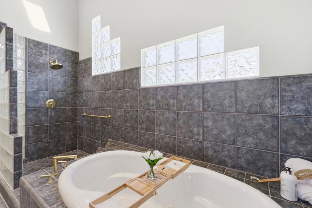 Image 29 of property listing at 70 Central Avenue, Los Gatos, CA 95030