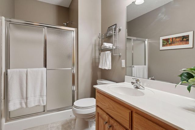 17771 Hollybrook Trail, Lakeville, MN 55044