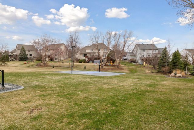 17771 Hollybrook Trail, Lakeville, MN 55044