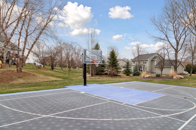 17771 Hollybrook Trail, Lakeville, MN 55044