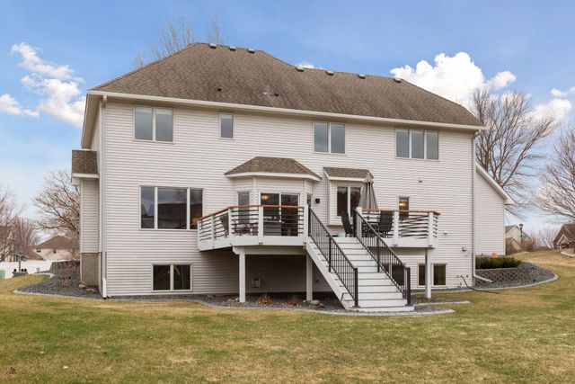 17771 Hollybrook Trail, Lakeville, MN 55044
