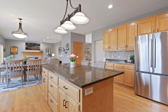 17771 Hollybrook Trail, Lakeville, MN 55044