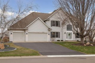 17771 Hollybrook Trail, Lakeville, MN 55044
