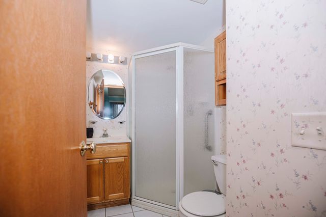 8836 Amelia Court 1B, Justice, IL 60458